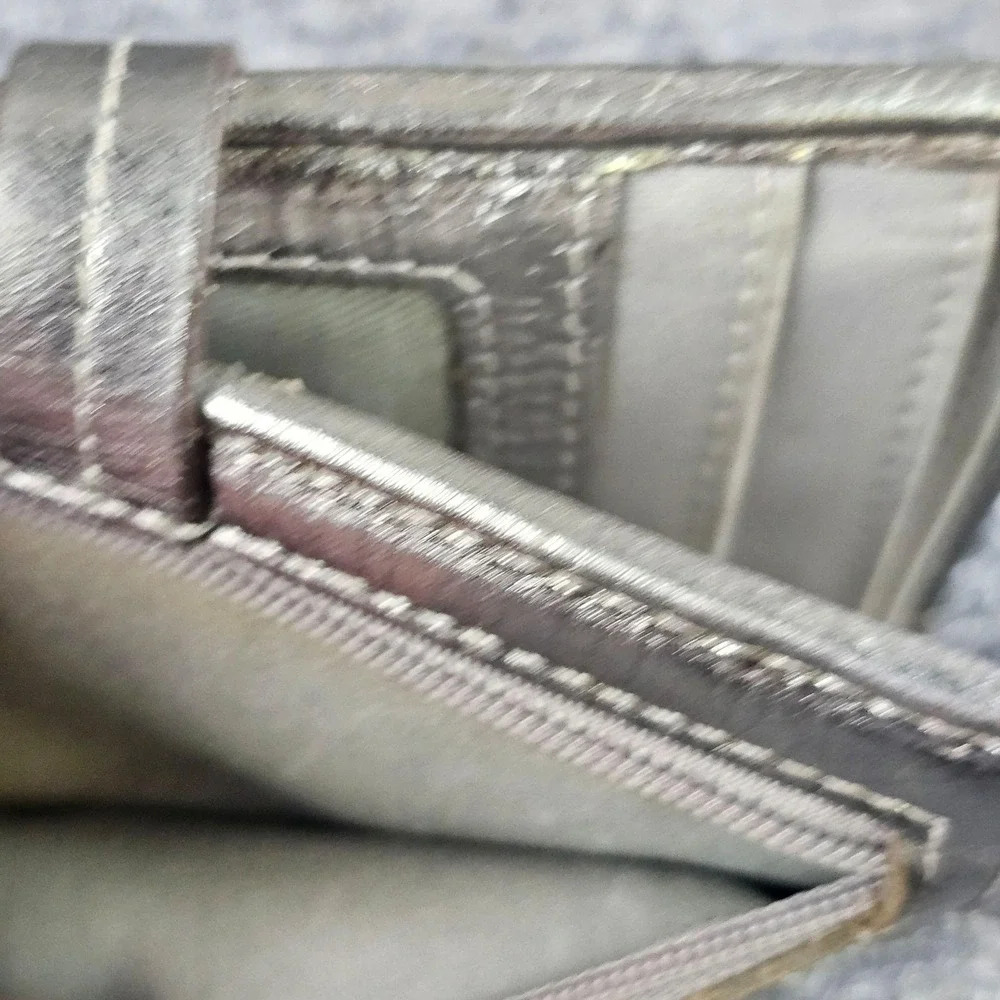 Fossil Wallet Womens One Size Silver Leather Butterfly Snap Studded Zip Pocket